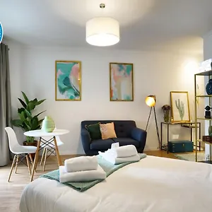 Apartamento Studio75 Telheiras, Lisboa