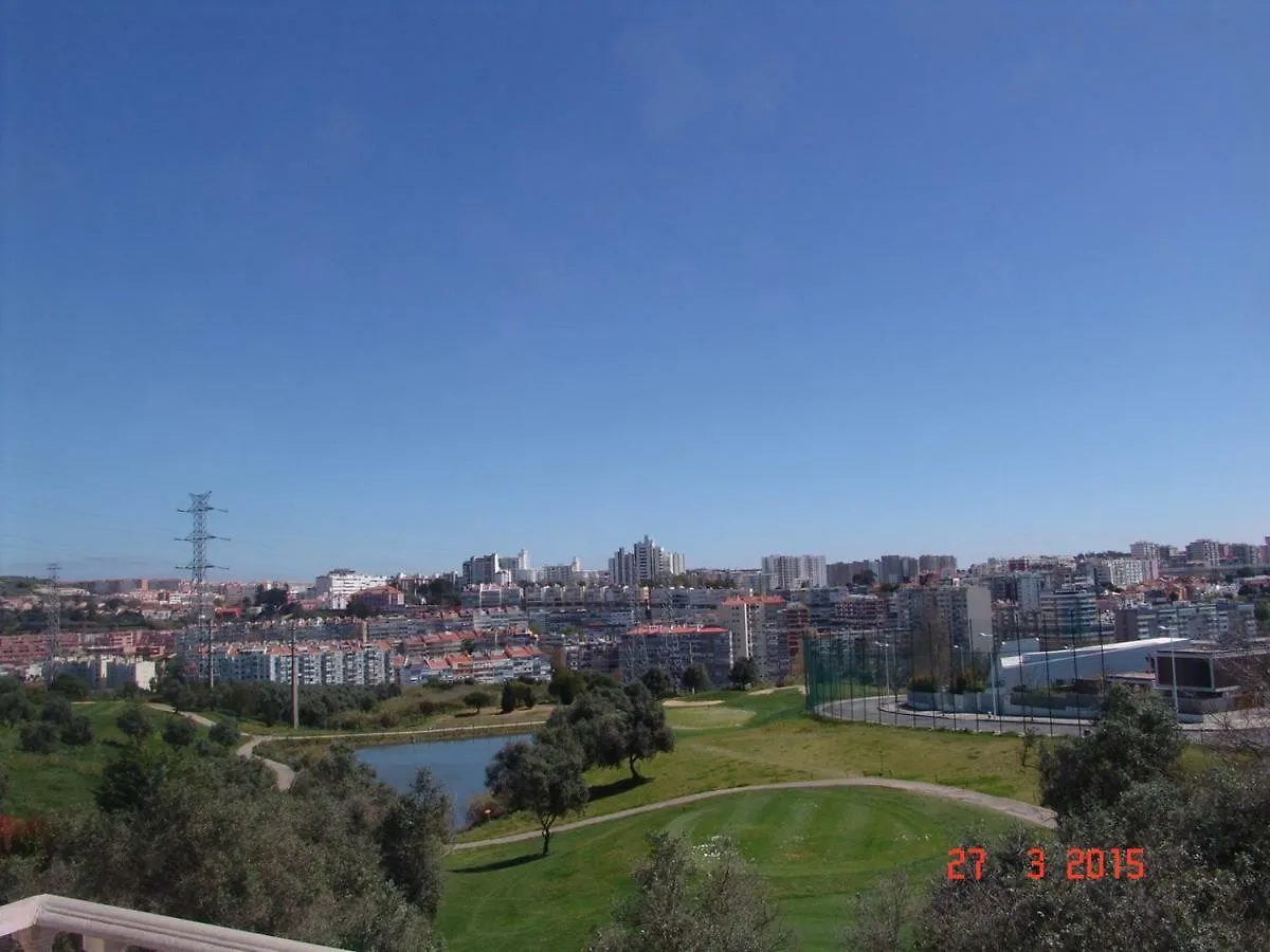 Sunny Suites Golf And Free Parking Guest House Lisboa Portugal